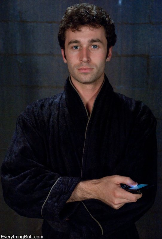 Белокурая пума в чулках Феникс Мари ласкает свою дырочку и трахается