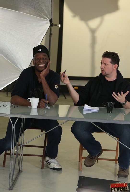 Лихорадка в жопе Нины Янг