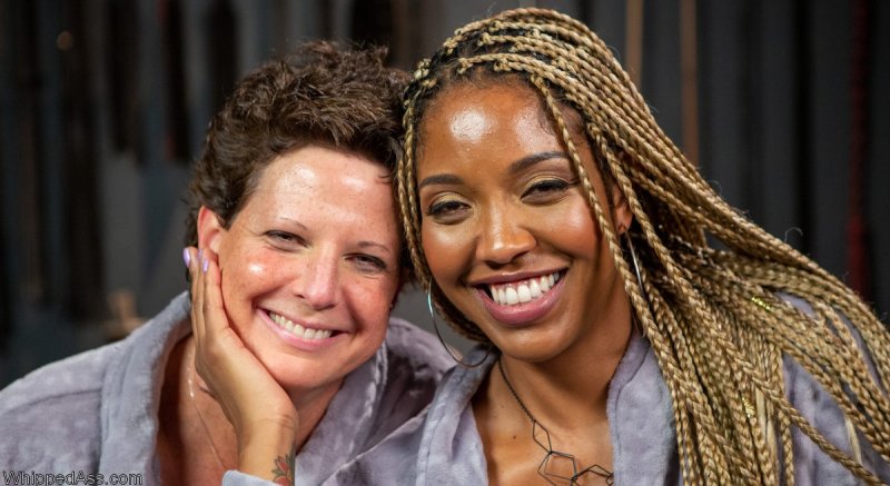 Выпоротая задница Бет Маккенны, Лотос Лейн